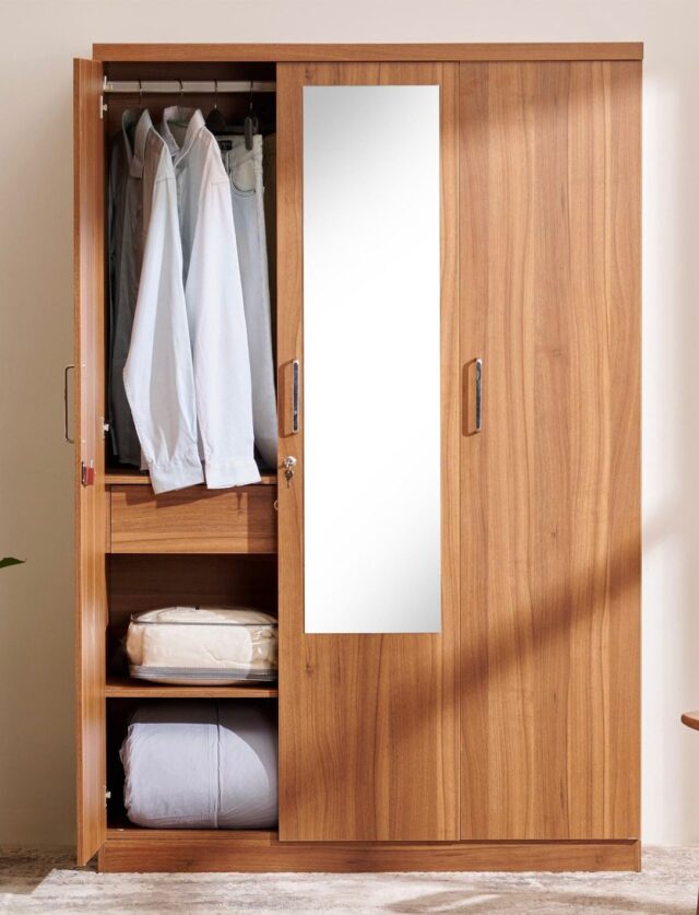 3 Door Cupboard